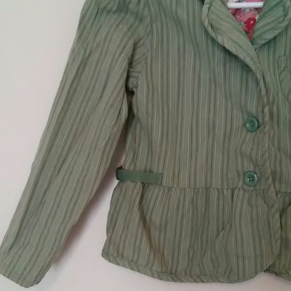Jacket - Picture 2 of 7
